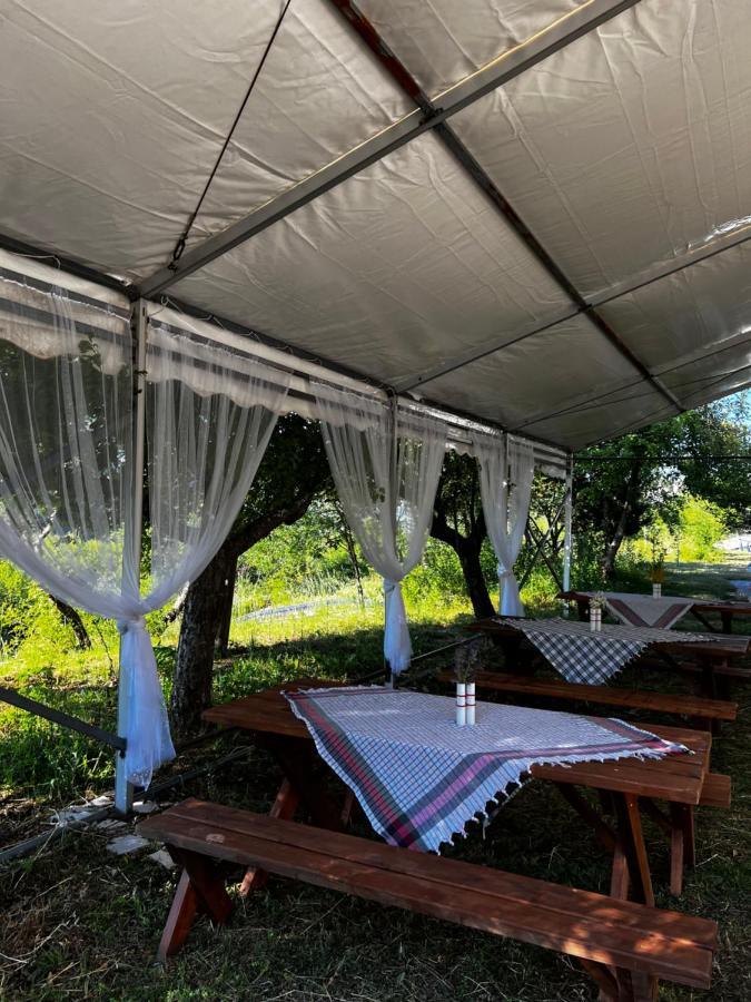 Glamping Lovcen Villa Njegusi Buitenkant foto